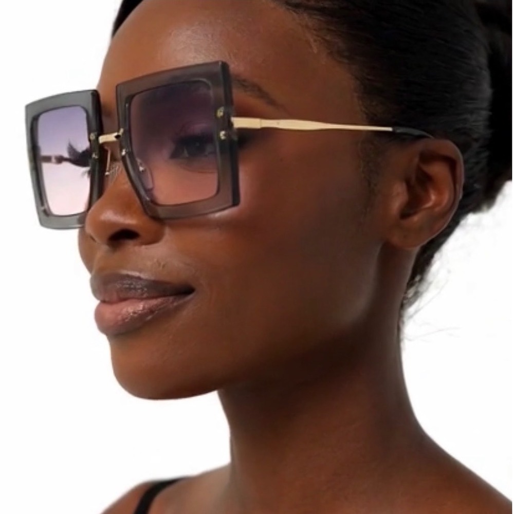 Women Sunglasses Grey Smoke Frame Purple Pink Gradient Lens Gold Trim Elegant